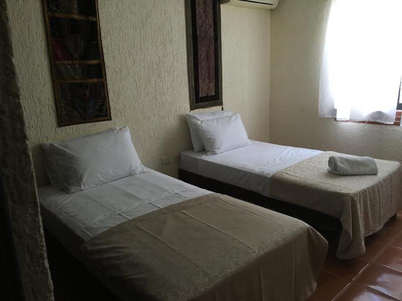 Hostel Kaana 4 You Cancún Kültér fotó